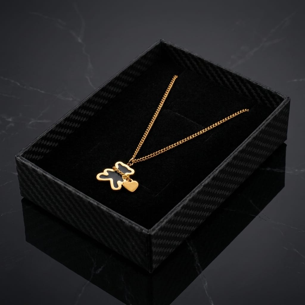 Luxurious Heart Bear Necklace